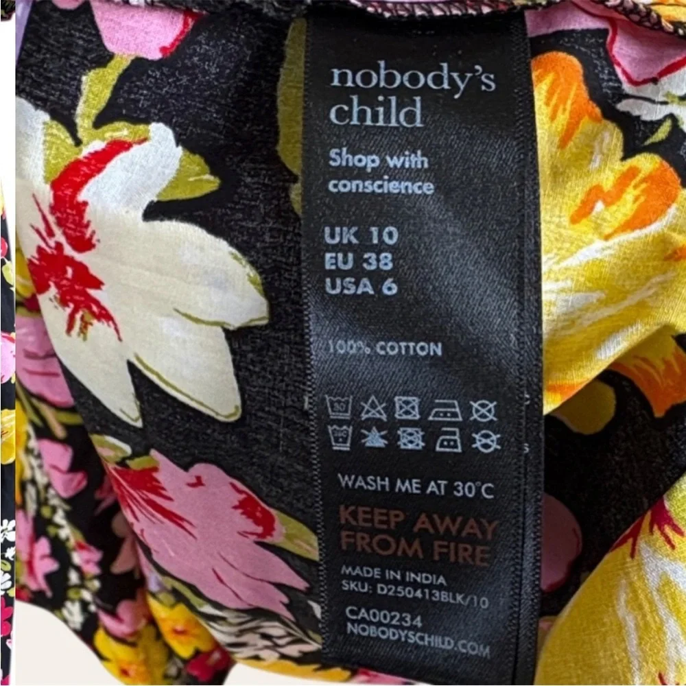 NWT Nobody's Child Nova Puff Sleeve
Black Floral Midi Dress Size 6 - Picture 10 of 15